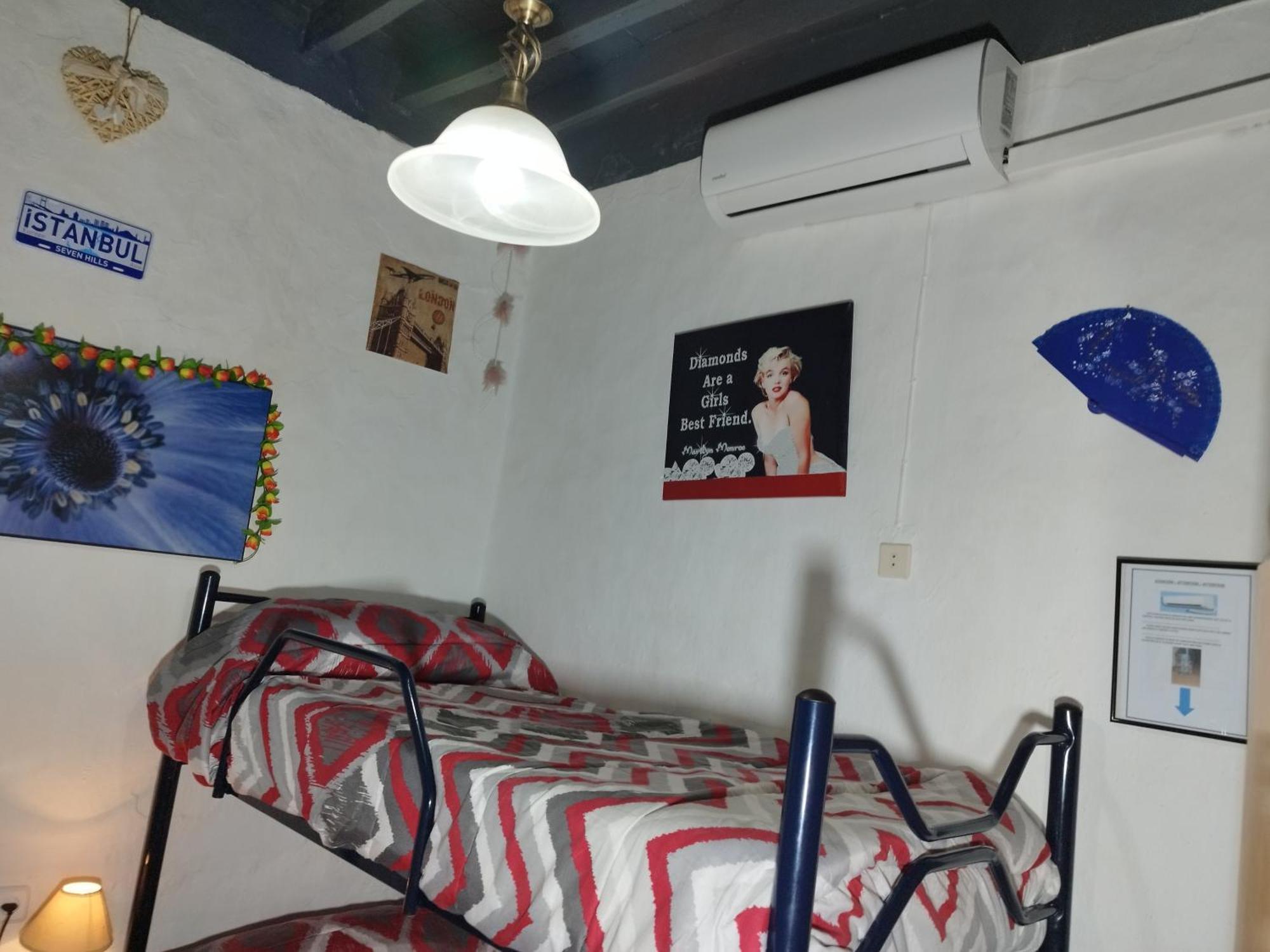 La Casita De La Vito Villa Illar Екстериор снимка